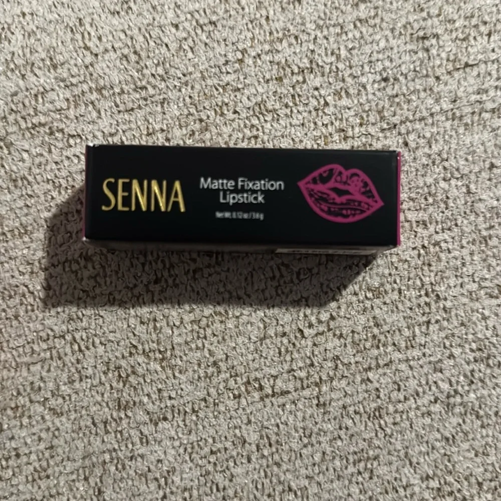 SENNA Cosmetics brand new